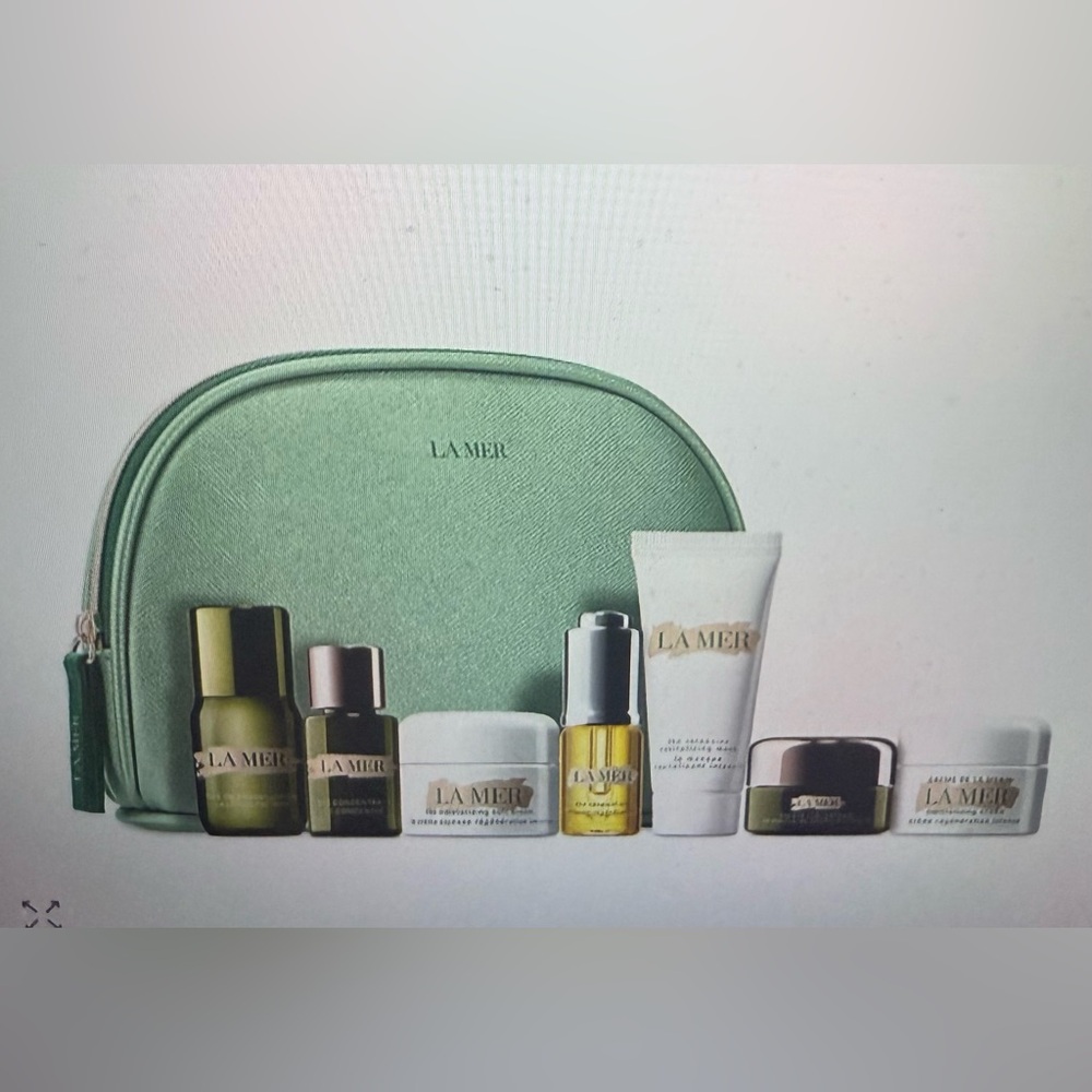 La‎ Mer Skincare Collection with teal Pouch, NWTS 8 piece